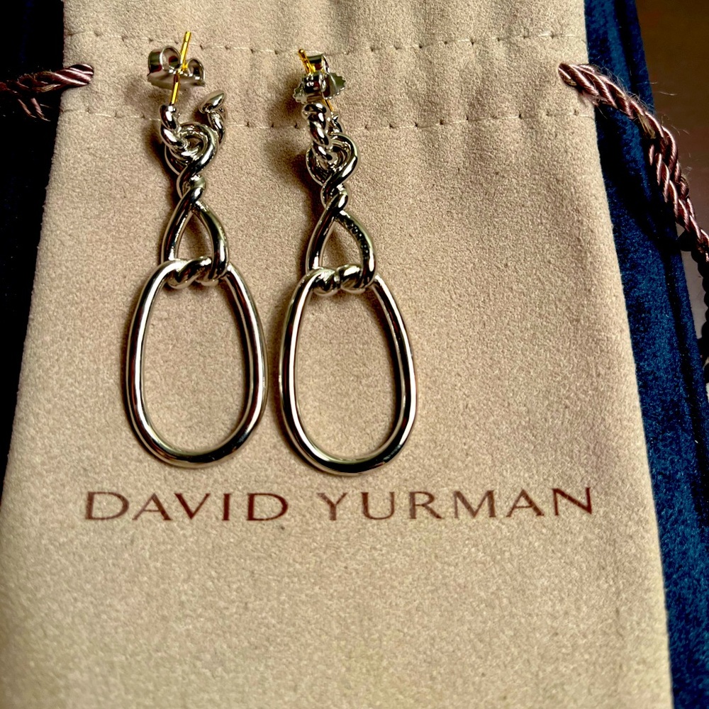 DAVID YURMAN CONTINUOUS 925 Sterling Silver pierced earrings
